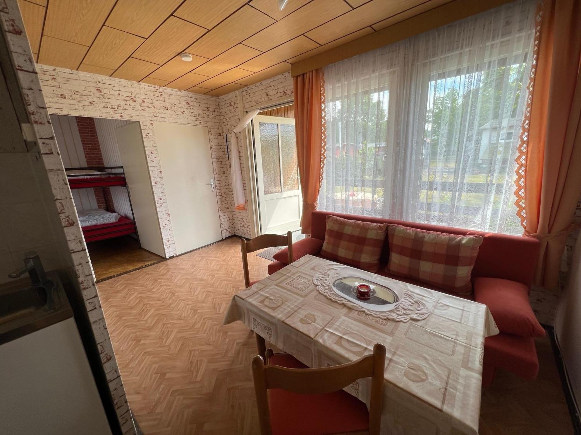 Ferien-Bungalow Im Seebad Ueckermuendeot Bellin Luaran gambar